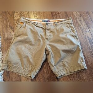 Superdry men's Chino Shorts size 40, 9" inseam